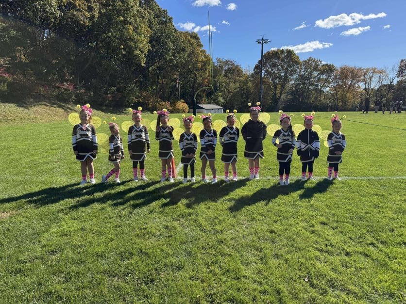 Stonington Bears cheer photo 4