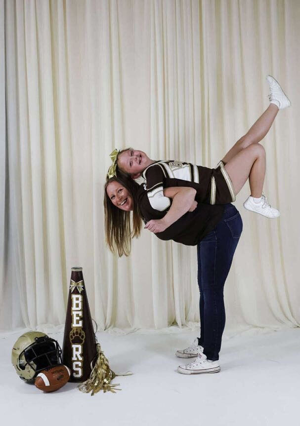 Stonington Bears cheer photo 8