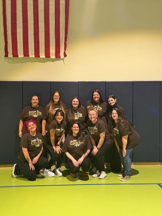 Stonington Bears cheer photo 36