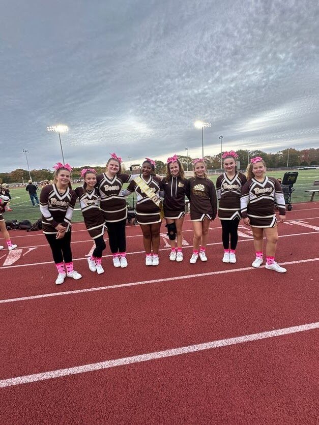 Stonington Bears cheer photo 43