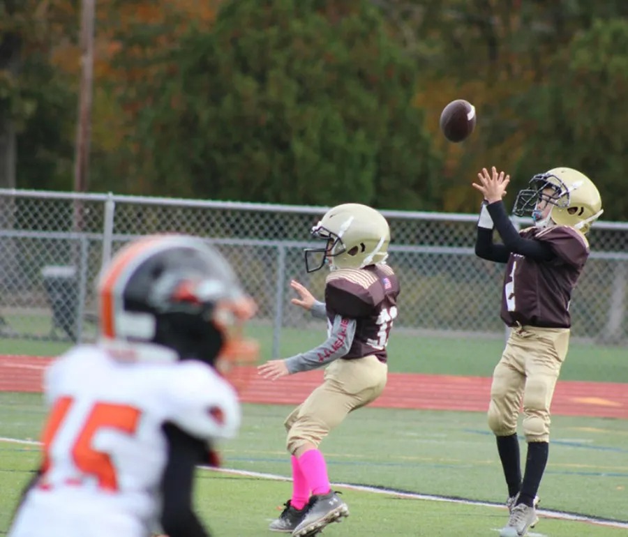 Stonington Bears team on the field during the season
